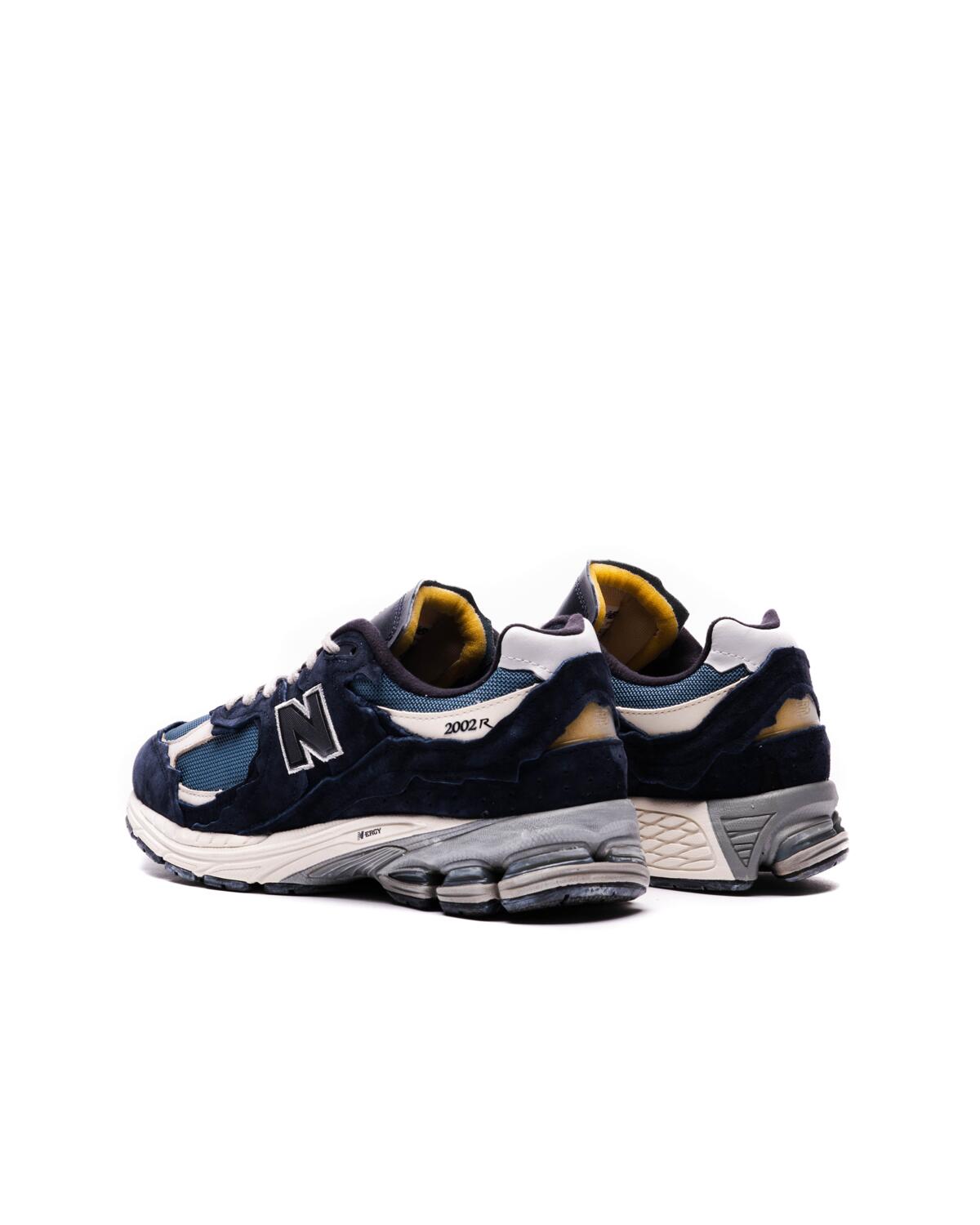 New Balance M 2002 RDF “Echo the past, Refine the future